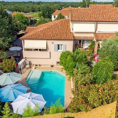 Villa Lidija Poreč Buitenkant foto