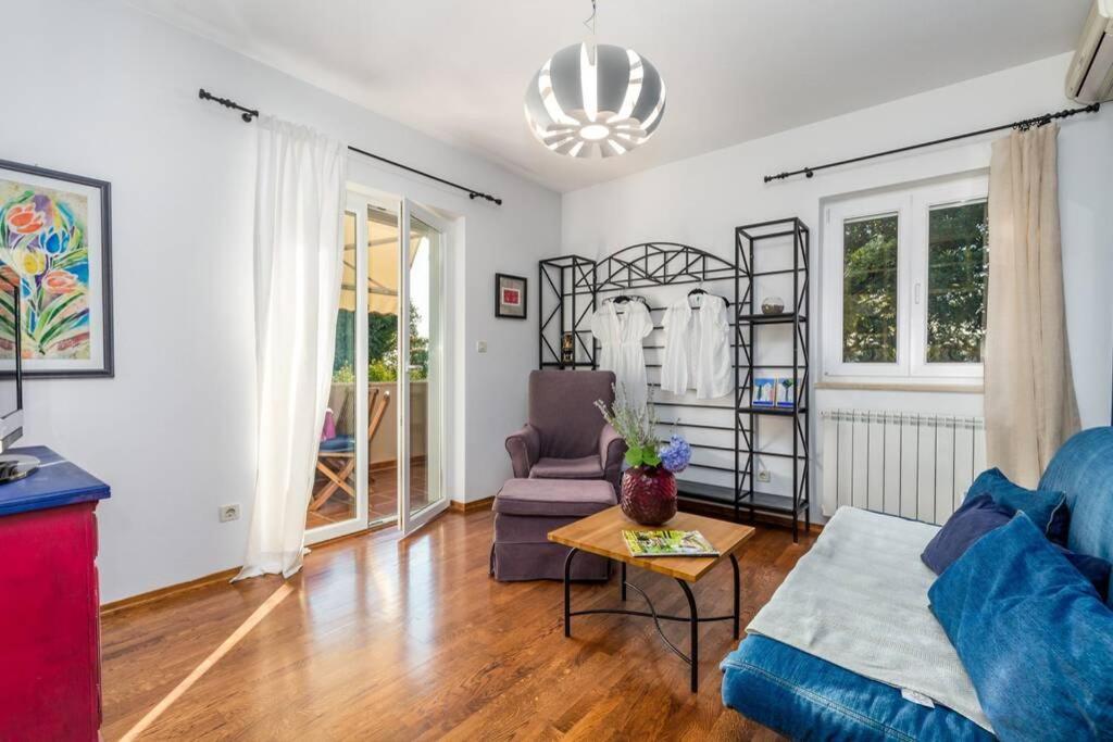 Villa Lidija Poreč Buitenkant foto