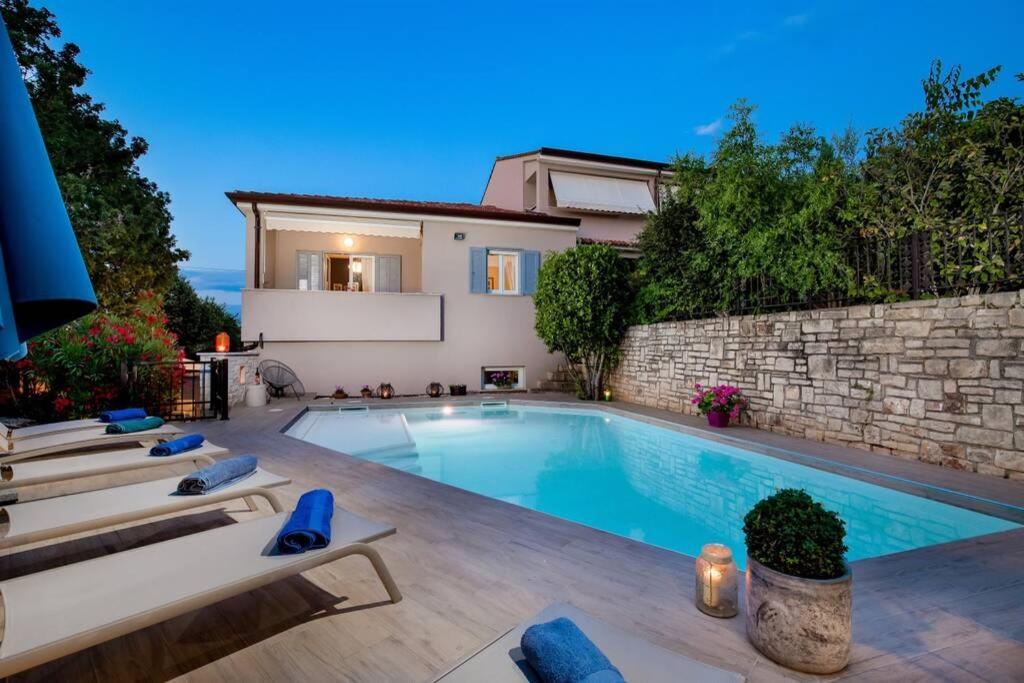 Villa Lidija Poreč Buitenkant foto