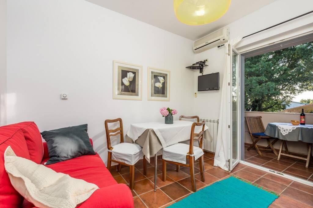 Villa Lidija Poreč Buitenkant foto