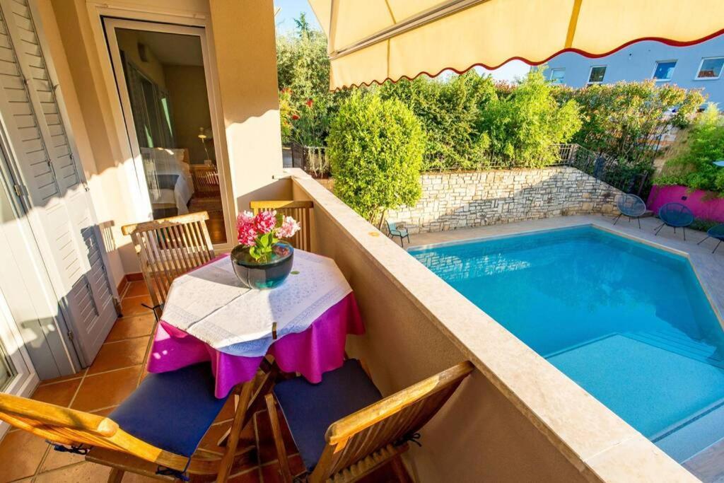Villa Lidija Poreč Buitenkant foto