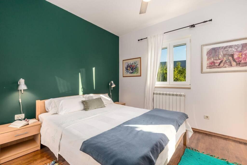 Villa Lidija Poreč Buitenkant foto