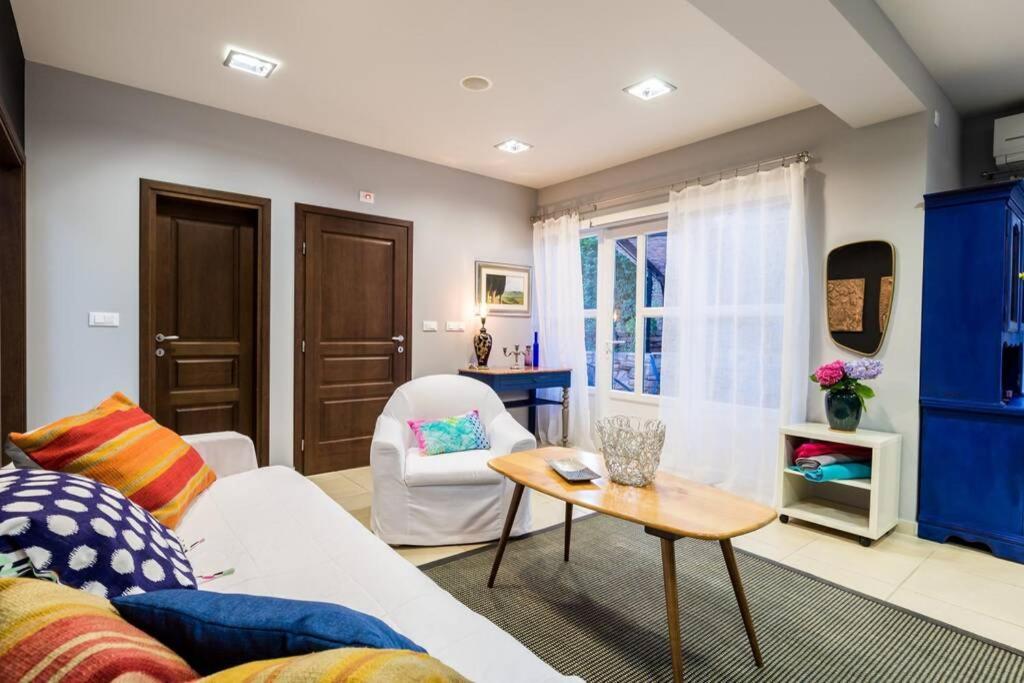 Villa Lidija Poreč Buitenkant foto